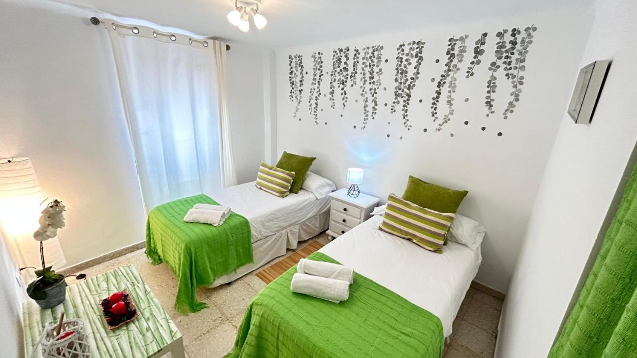 Cozy Town House With Terrace And Free Wifi Villa Ronda Kültér fotó