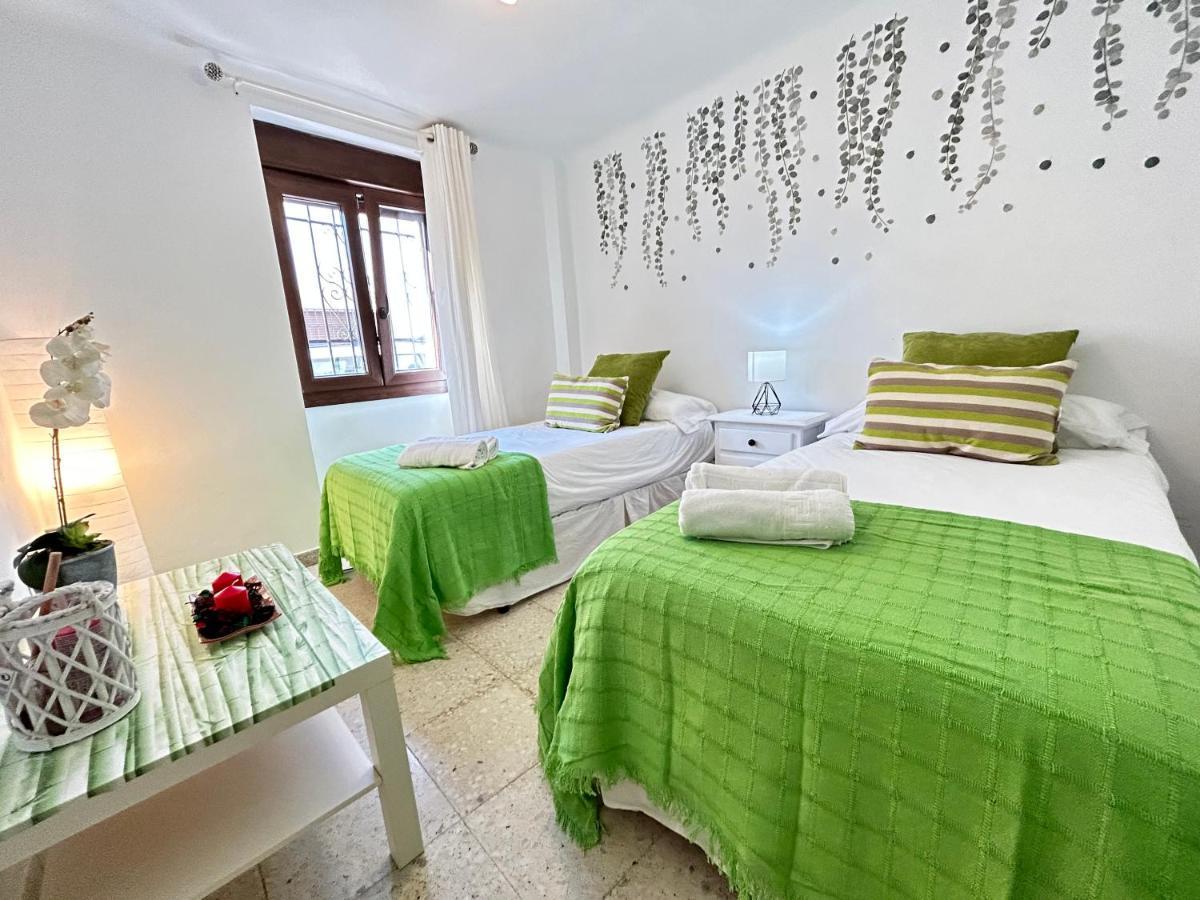 Cozy Town House With Terrace And Free Wifi Villa Ronda Kültér fotó