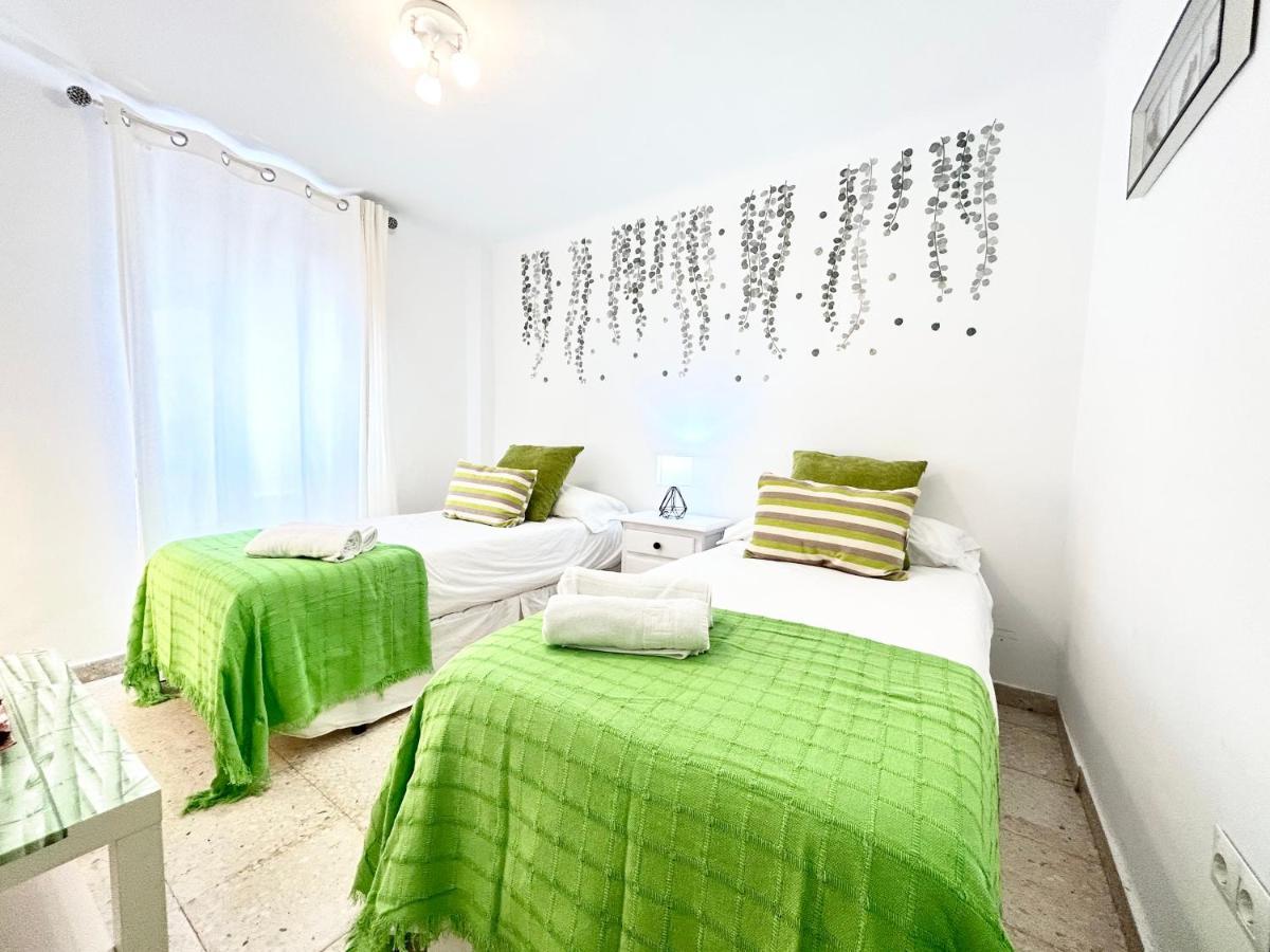 Cozy Town House With Terrace And Free Wifi Villa Ronda Kültér fotó